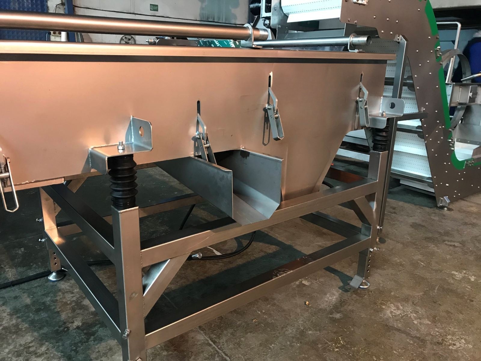 Vibrating Grader Sieve - Image 3