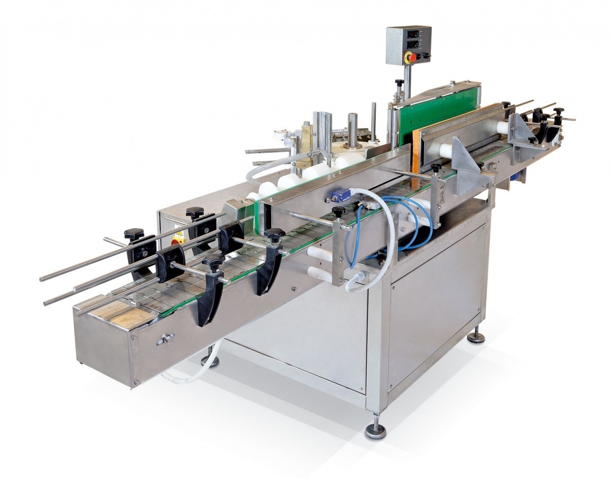 Labelling Machine With Cold Glue